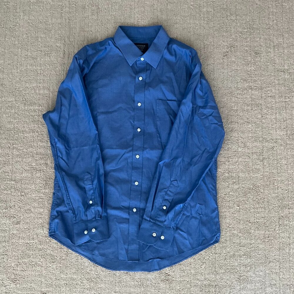 Nordstrom Trim Fit Non-Iron Solid Dress Shirt in Blue, Size 16 - 32/33